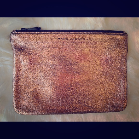 Marc Jacobs Handbags - Marc Jacobs make-up Bag *BOUTIQUE CLOSEOUT*